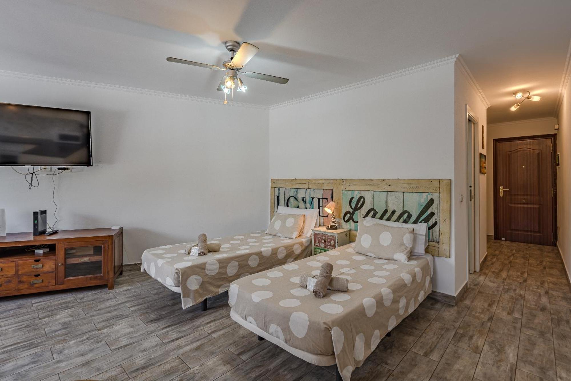 Estudio Reformado Parque Santiago 1 Плая де лас Америкас Екстериор снимка